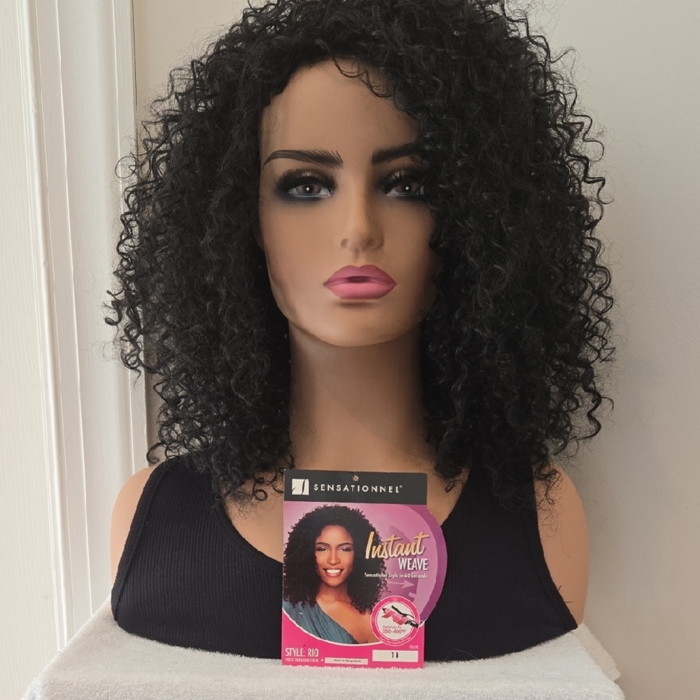 Sensationnel Instant Weave - Black Curly Wig
